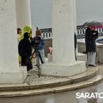 Дождь в Саратове не спугнул съемки сериала «Комбинация» Дождь в Саратове не спугнул съемки сериала «Комбинация»