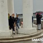Дождь в Саратове не спугнул съемки сериала «Комбинация» Дождь в Саратове не спугнул съемки сериала «Комбинация»