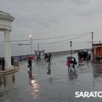 Дождь в Саратове не спугнул съемки сериала «Комбинация» Дождь в Саратове не спугнул съемки сериала «Комбинация»