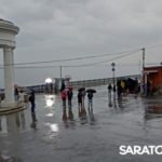 Дождь в Саратове не спугнул съемки сериала «Комбинация» Дождь в Саратове не спугнул съемки сериала «Комбинация»