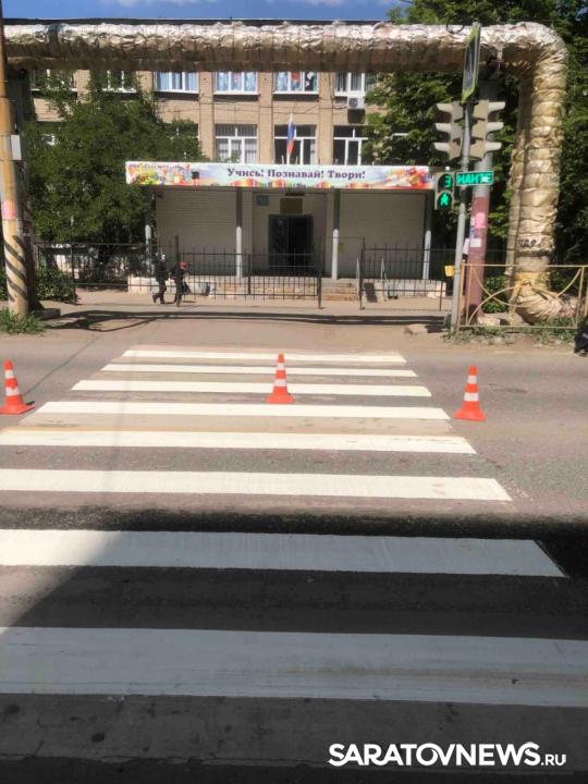 В Энгельсе продолжается обновление пешеходных переходов на городских улицах В Энгельсе продолжается обновление пешеходных переходов на городских улицах