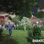 В Ночь музеев саратовцы смотрели в телескоп, играли на волынке и рисовали песком