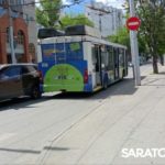 Троллейбус столкнулся с иномаркой на Чернышевсого в Саратове Троллейбус столкнулся с иномаркой на Чернышевсого в Саратове