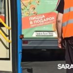 Троллейбус и маршрутка устроили транспортный коллапс на 3-й Дачной в Саратове