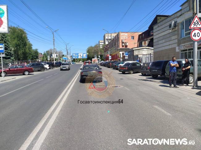 На Радищева в Саратове девочка попала под колеса иномарки На Радищева в Саратове девочка попала под колеса иномарки