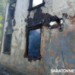 В Балакове сгорел очередной расселенный дом