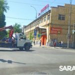 В Саратове эвакуатор попал в аварию с иномаркой