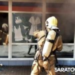 В Балакове горел магазин в пятиэтажке: эвакуировали 28 жильцов В Балакове горел магазин в пятиэтажке: эвакуировали 28 жильцов