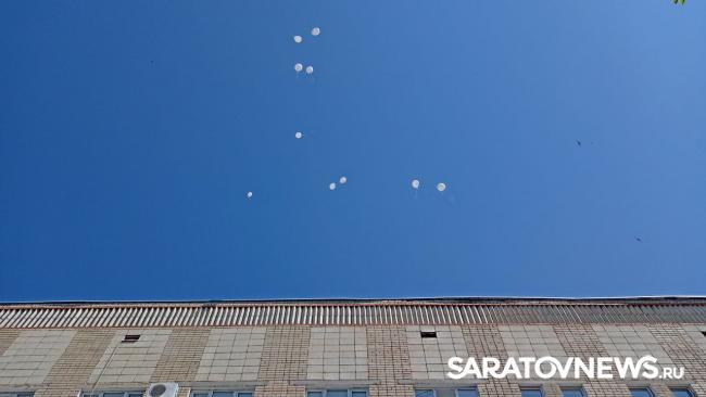В День России в Саратовской городской межрайонной поликлинике №1 открыли Доску Почета В День России в Саратовской городской межрайонной поликлинике №1 открыли Доску Почета