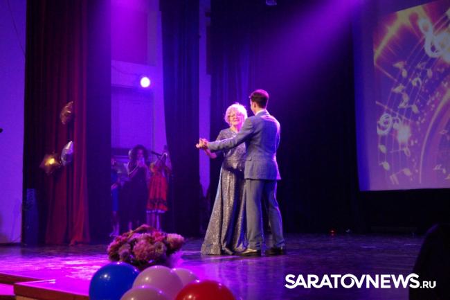 Саратовская городская клиническая больница №5 отметила юбилей Саратовская городская клиническая больница №5 отметила юбилей