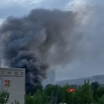 У «Оранжевого» в Саратове полыхает заброшенный дом У «Оранжевого» в Саратове полыхает заброшенный дом