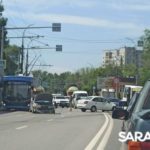 Из-за ДТП перед путепроводом в Заводском районе Саратова образовалась пробка Из-за ДТП перед путепроводом в Заводском районе Саратова образовалась пробка