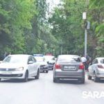 На Новоузенской в Саратове столкнулись скутер и машина Росгвардии