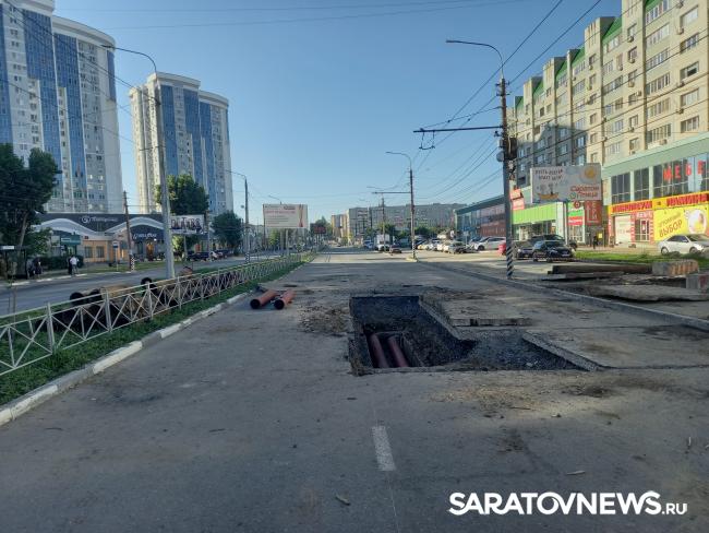 В Энгельсе продлили ограничение движения на улице Тельмана В Энгельсе продлили ограничение движения на улице Тельмана