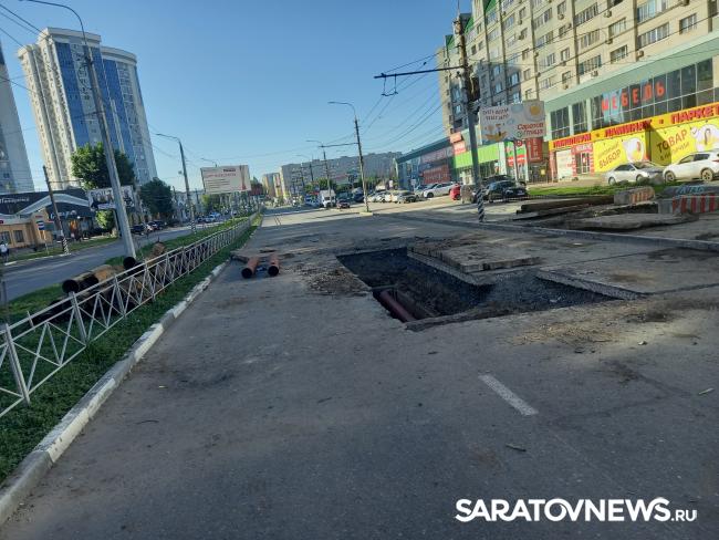 В Энгельсе продлили ограничение движения на улице Тельмана В Энгельсе продлили ограничение движения на улице Тельмана