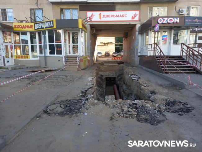 В Энгельсе продлили ограничение движения на улице Тельмана В Энгельсе продлили ограничение движения на улице Тельмана
