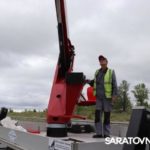 На участке трассы у поворота на Шиханы идет установка дополнительного освещения На участке трассы у поворота на Шиханы идет установка дополнительного освещения