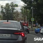 На въезде в Саратов «ГАЗель» врезалась в «китайца»