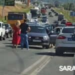 Массовая авария на выезде из Саратова создала длинную пробку Массовая авария на выезде из Саратова создала длинную пробку