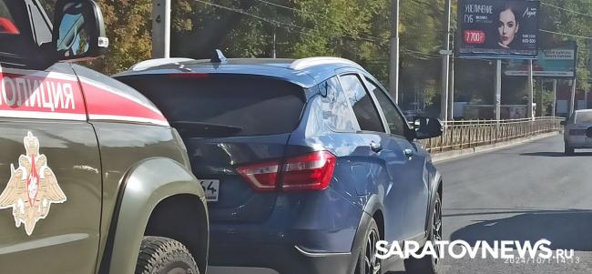«УАЗ Патриот» врезался в «Весту» на Большой Горной в Саратове