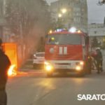 В Мирном переулке Саратова горела мусорка В Мирном переулке Саратова горела мусорка