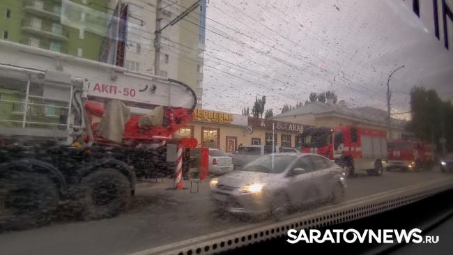 В саратовском ЖК *Ямайка» горит квартира В саратовском ЖК *Ямайка» горит квартира