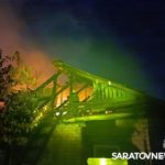 Недалеко от Смирновского ущелья в Саратове горел дом Недалеко от Смирновского ущелья в Саратове горел дом