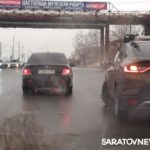 Два ДТП на Топольчанской в Саратове создали серьезную пробку