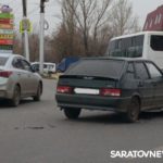 В саратовской Елшанке тягач снес переднюю часть кузова «14-й» В саратовской Елшанке тягач снес переднюю часть кузова «14-й»