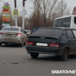 В саратовской Елшанке тягач снес переднюю часть кузова «14-й» В саратовской Елшанке тягач снес переднюю часть кузова «14-й»