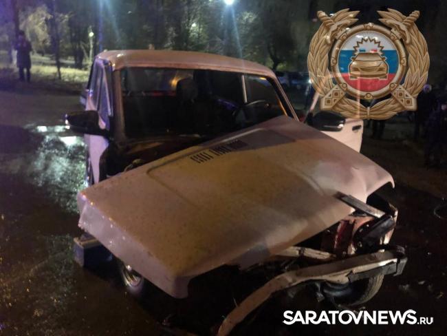 Четверо пострадали в массовом ДТП в Энгельсе Четверо пострадали в массовом ДТП в Энгельсе