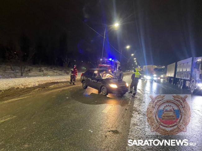 Водитель погиб в ДТП на подъезде к новому мосту через Волгу Водитель погиб в ДТП на подъезде к новому мосту через Волгу