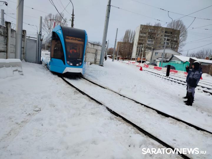 В Саратове состоялся пробный запуск трамвая «Львенок» В Саратове состоялся пробный запуск трамвая «Львенок»