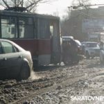 Трамвай протаранил «Ниву» на Большой Горной в Саратове
