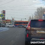 Две «Лады» создали пробку в Солнечном микрорайоне Саратова