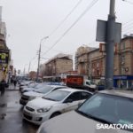 В Саратове большой затор на улице Московской В Саратове большой затор на улице Московской
