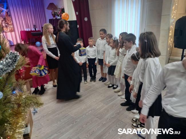 Светлый праздник Рождества Светлый праздник Рождества