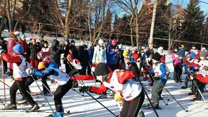 На новогодних праздниках более 24 тысячи саратовцев приняли участие в спортивных мероприятиях На новогодних праздниках более 24 тысячи саратовцев приняли участие в спортивных мероприятиях