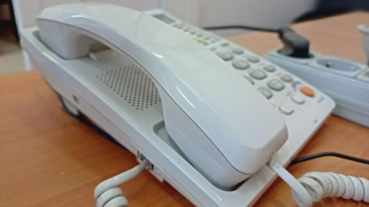 В Саратовской области работает детский телефон доверия В Саратовской области работает детский телефон доверия