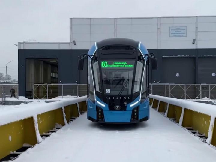 РЕЛЬСЫ УХОДЯТ В НЕБО РЕЛЬСЫ УХОДЯТ В НЕБО