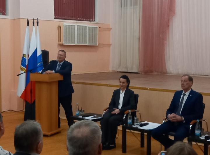 Николай Панков: работа депутата заключается в принятии дельных законов Николай Панков: работа депутата заключается в принятии дельных законов