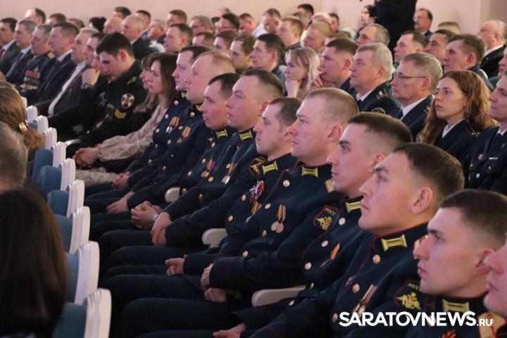 Николай Панков призвал жителей направить слова поддержки и признательности нашим героям-землякам Николай Панков призвал жителей направить слова поддержки и признательности нашим героям-землякам