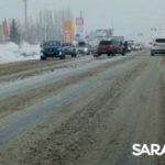 Nissan вылетел с дороги в массовой аварии на Усть-Курдюмском шоссе в Саратове Nissan вылетел с дороги в массовой аварии на Усть-Курдюмском шоссе в Саратове