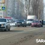 ДТП на Чернышевского в Саратове затрудняет движение
