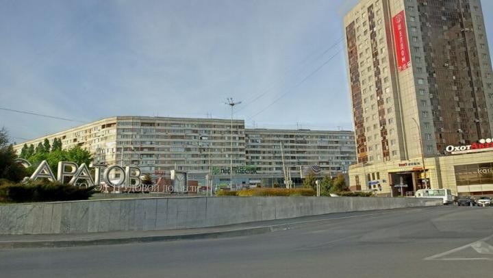Огороженный участок на Славянской площади впишут в общее пространство Огороженный участок на Славянской площади впишут в общее пространство