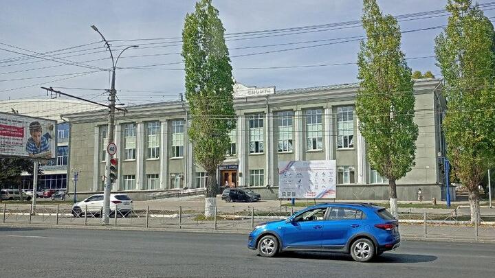 В саратовском Дворце спорта отремонтируют пожарную сигнализацию и систему оповещения В саратовском Дворце спорта отремонтируют пожарную сигнализацию и систему оповещения