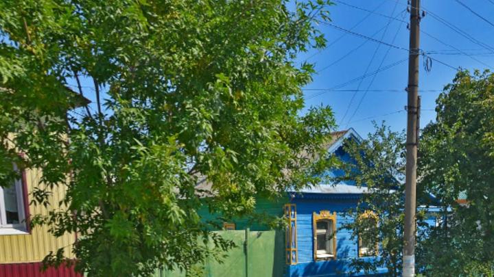 Зданию, в котором родился и жил писатель Яковлев в Вольске, утвердили границы охранной зоны Зданию, в котором родился и жил писатель Яковлев в Вольске, утвердили границы охранной зоны