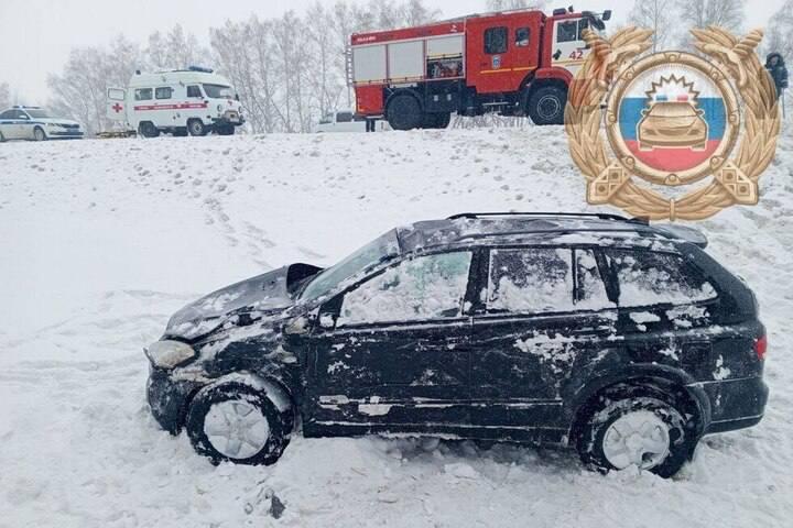 Пенсионер устроил тройное ДТП на трассе под Саратовом Пенсионер устроил тройное ДТП на трассе под Саратовом