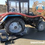 Трактор и две иномарки столкнулись у Балакова