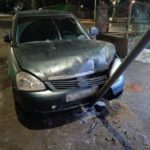 В Саратове пьяный водитель без прав снес опору дорожного знака В Саратове пьяный водитель без прав снес опору дорожного знака